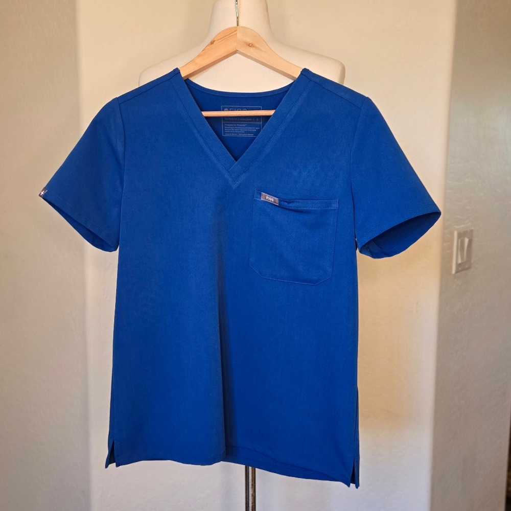 FIGS Scrubs Top and Bottom (set)
